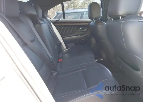 2018 Ford Taurus Limited z USA, uszkodzony, nr VIN 1FAHP2F85JG118664